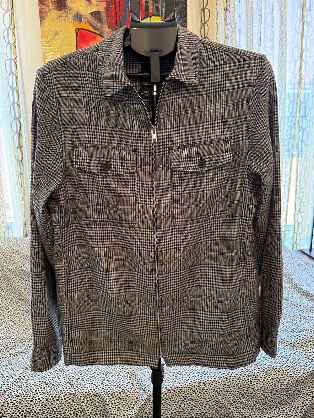 H&M Black and Gray Houndstooth Zip Shirt Jacket